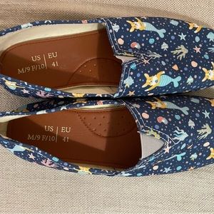 Mermaid Corgi canvas slip on shoe